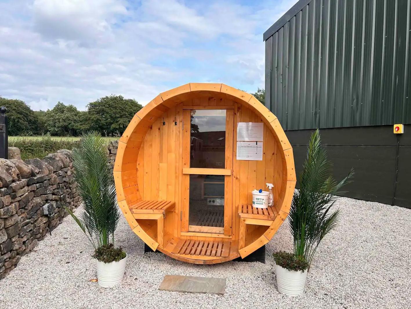 Clover Cottage Beeley Exteriör bild