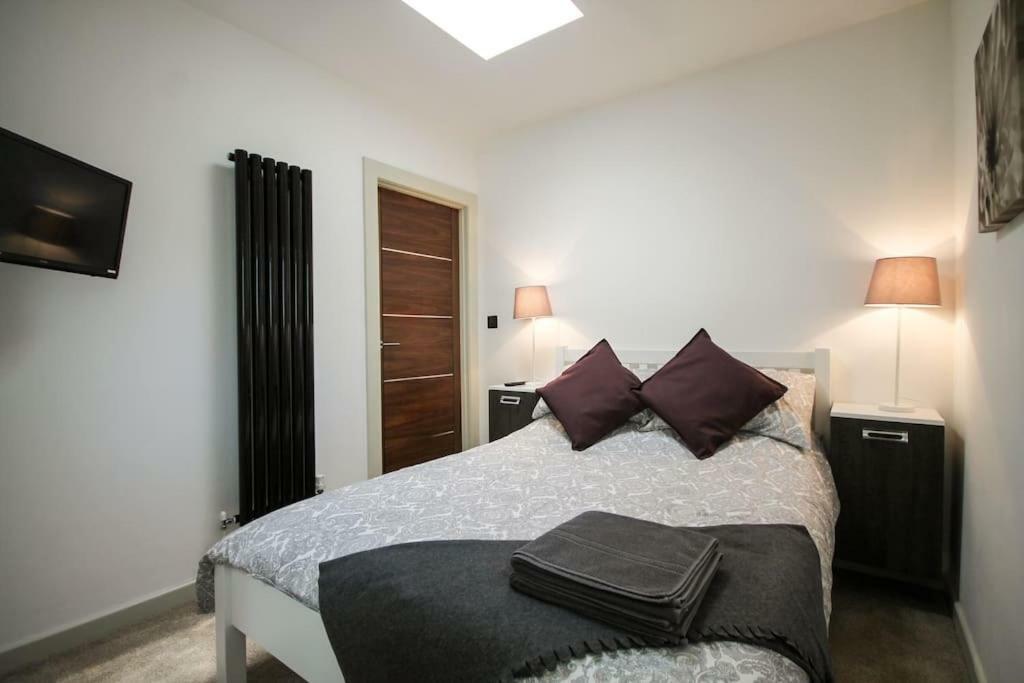 Clover Cottage Beeley Exteriör bild